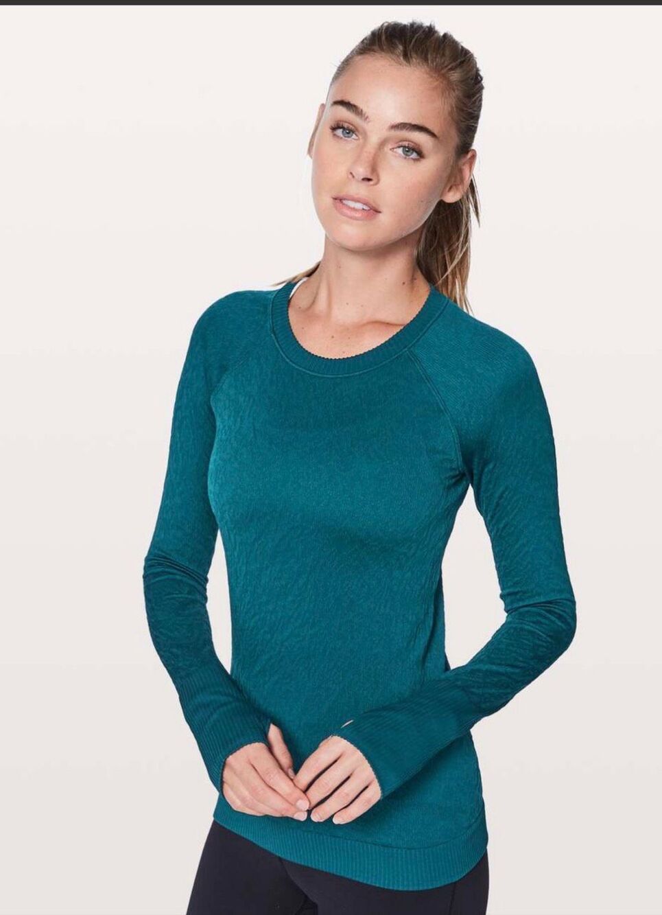 Lululemon Rest Less Pullover Nile Blue Floral Textured Top Approx Size 6